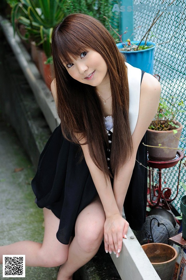 Shoko Hamada - Sandals Gand Video No.633c3e